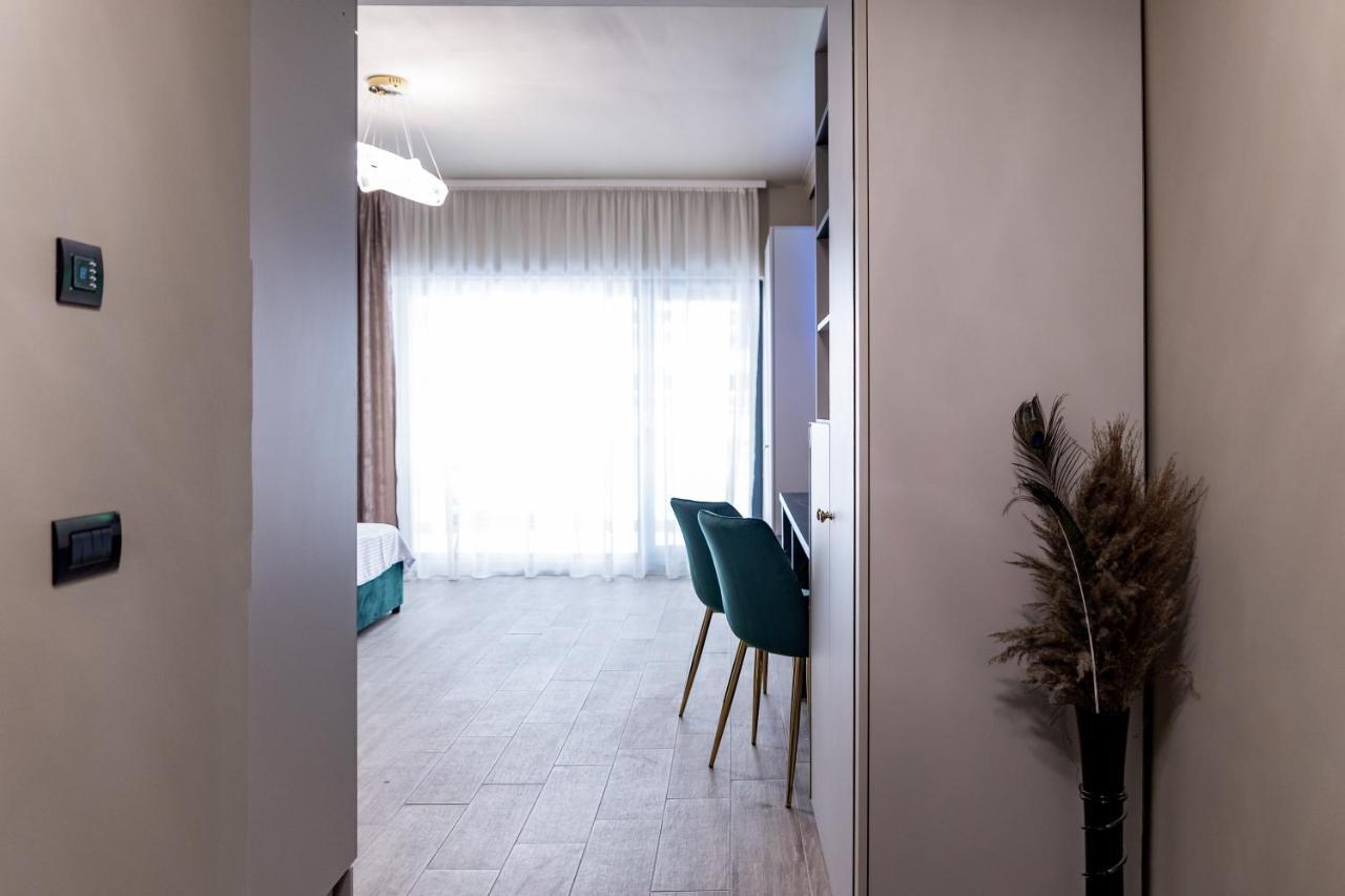 Wux By Casa Del Mar *